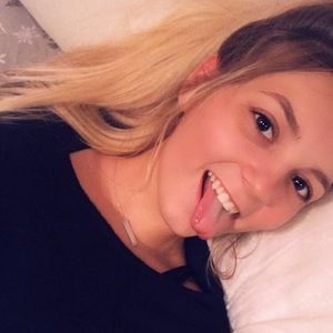 Meet your Posher, Ririley